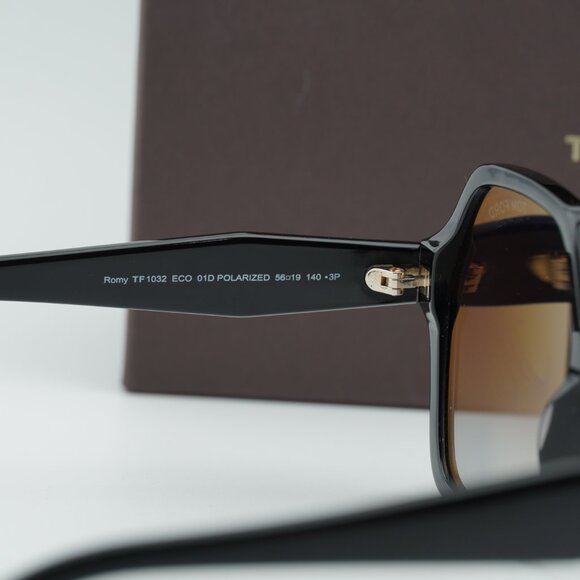 Tom Ford Romy FT1032 01D Geometric Sunglasses - Black/Smoke Gradient Polarized main image 4